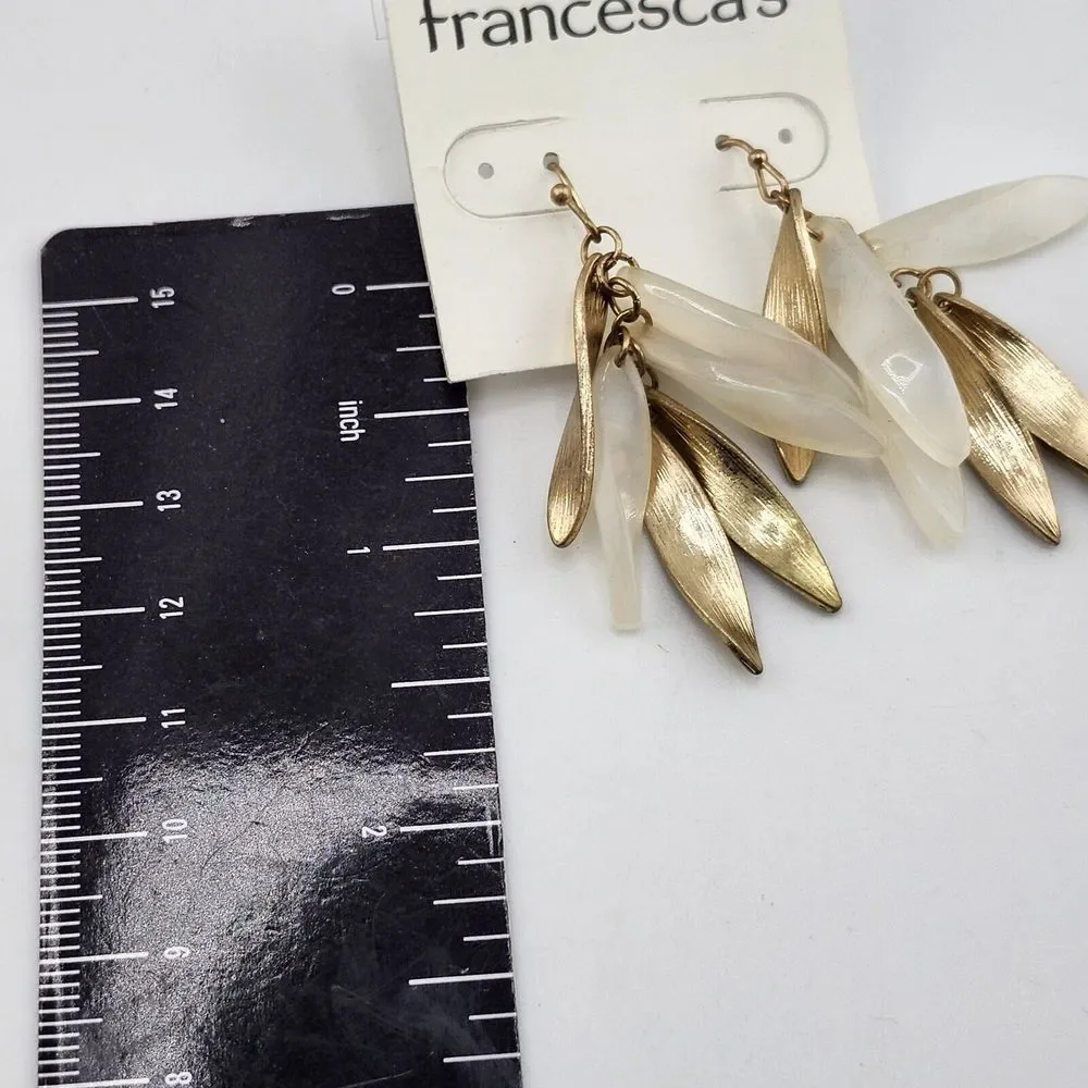 Nwt Francesca's Gold‎ Tone Dangle Earrings